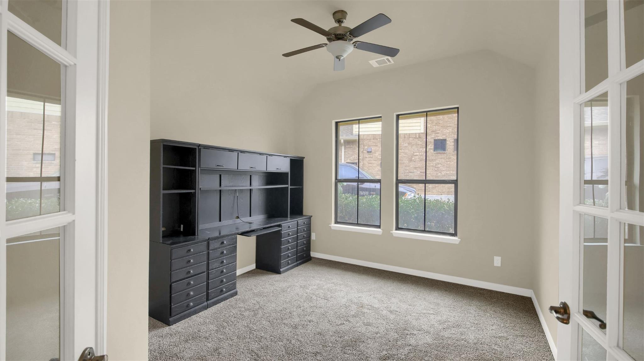 6921 Barstow Ct Property Photo 11