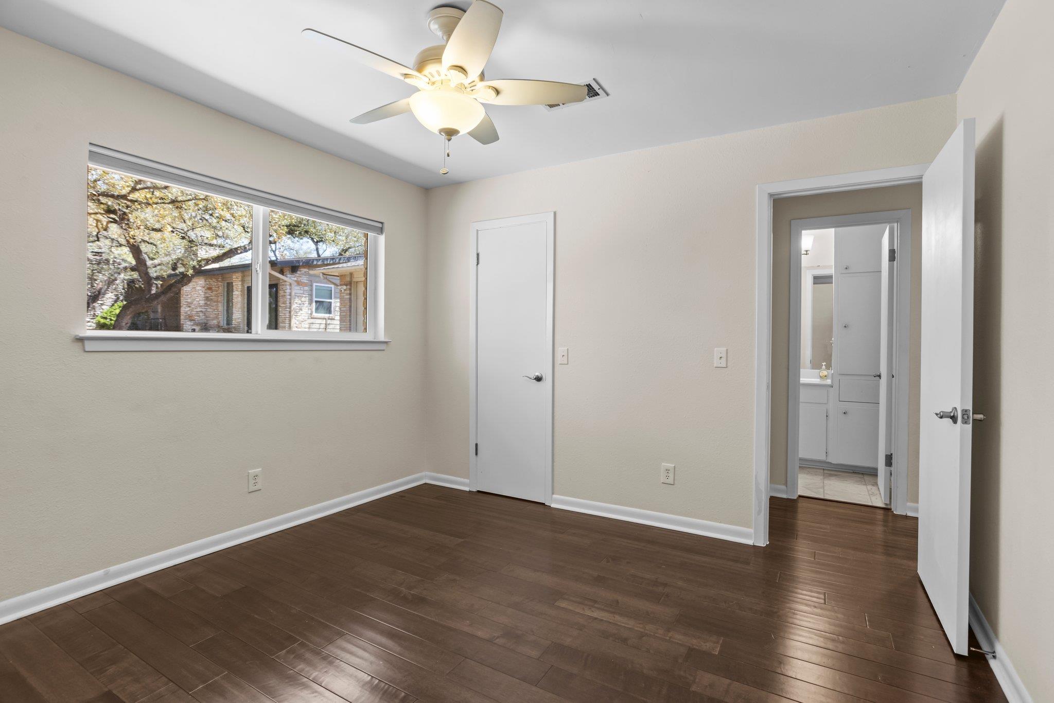 8709 Westover Club Dr A Property Photo 13