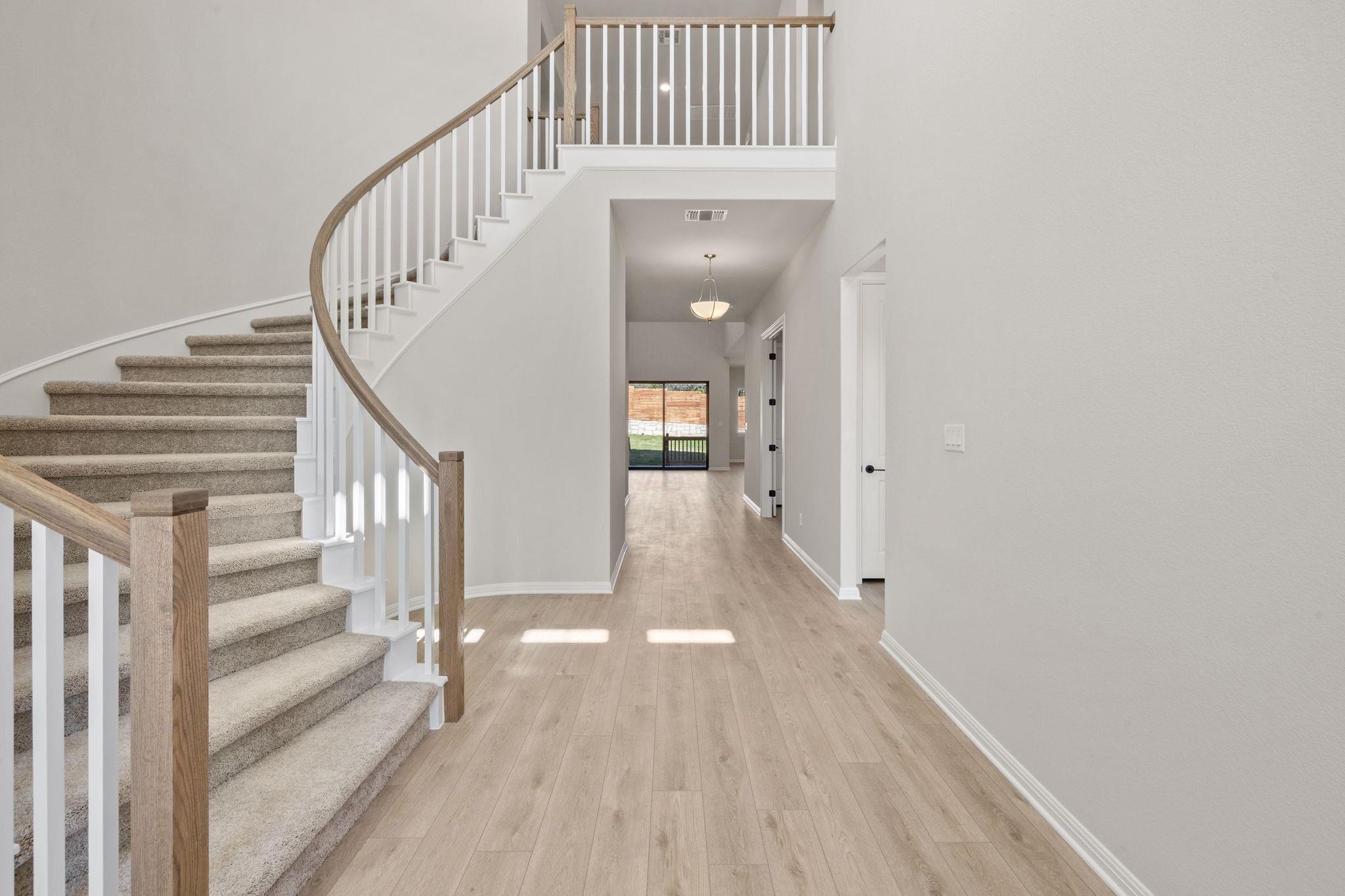 17201 Genista Way Property Photo 6