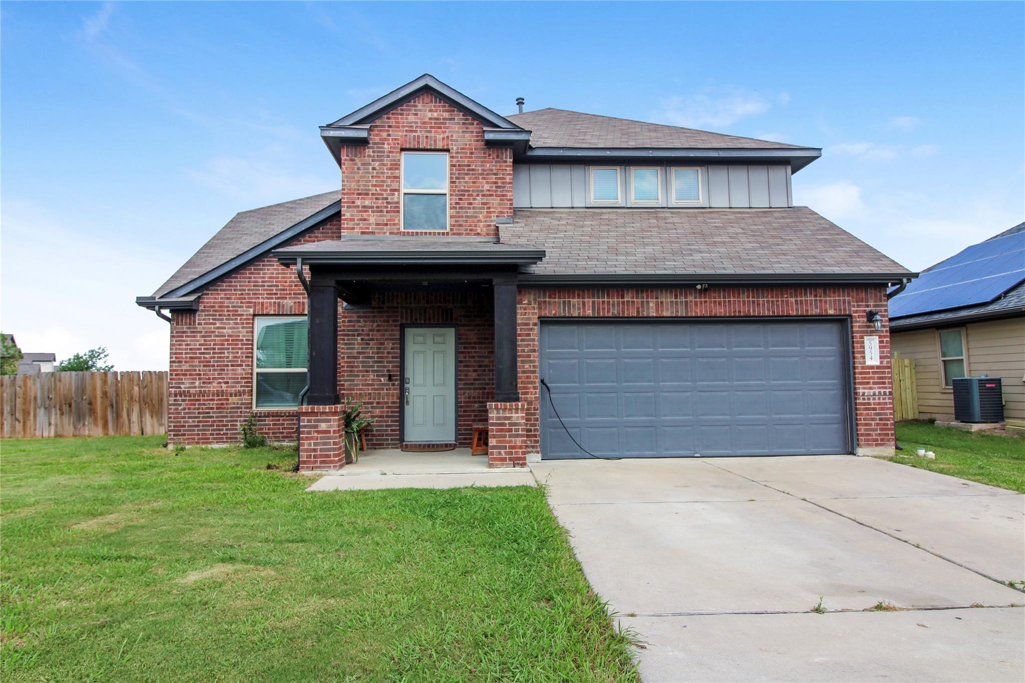 5954 Heron Dr Property Photo