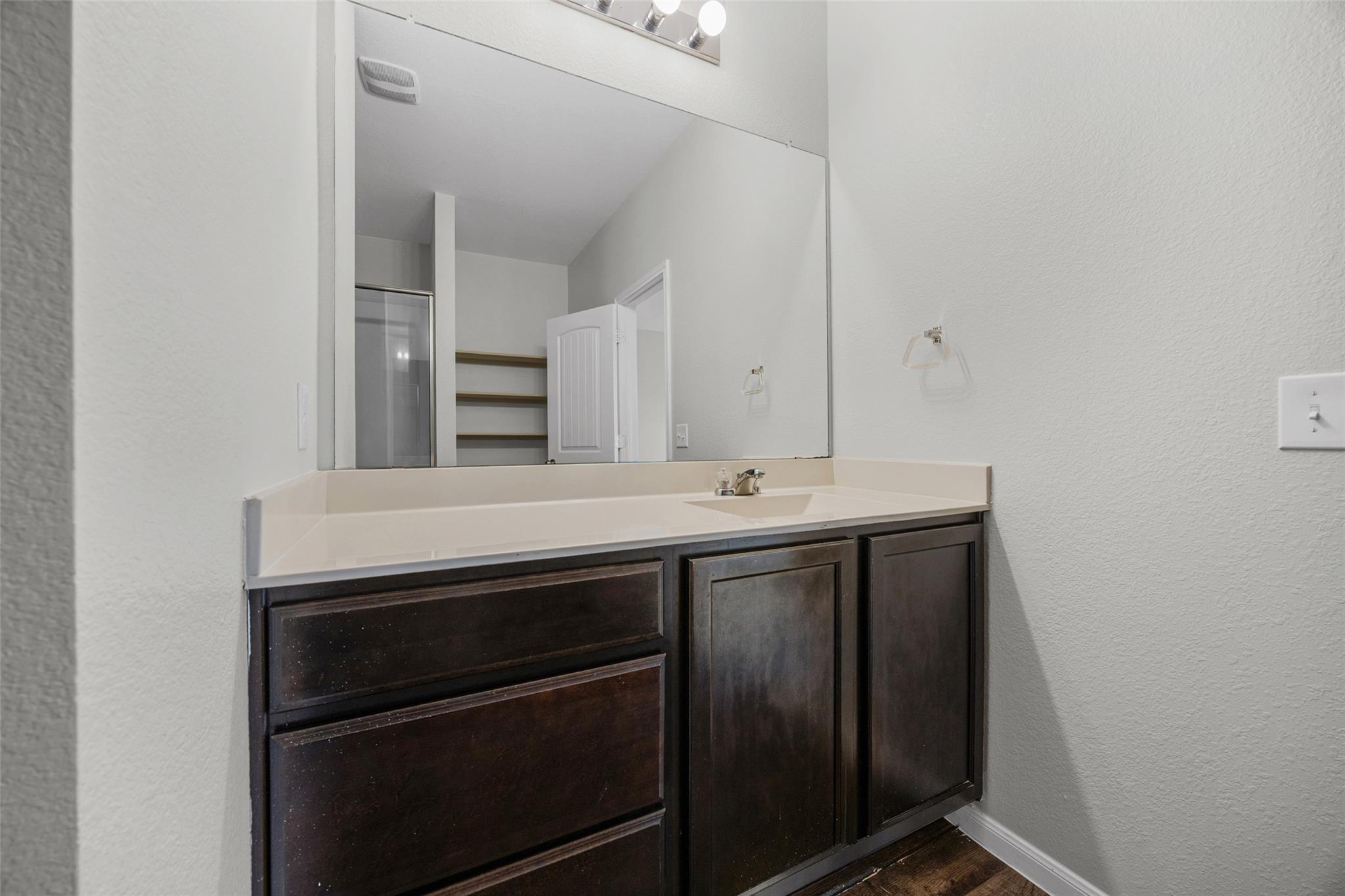 518 Luna Vista Dr Property Photo 15