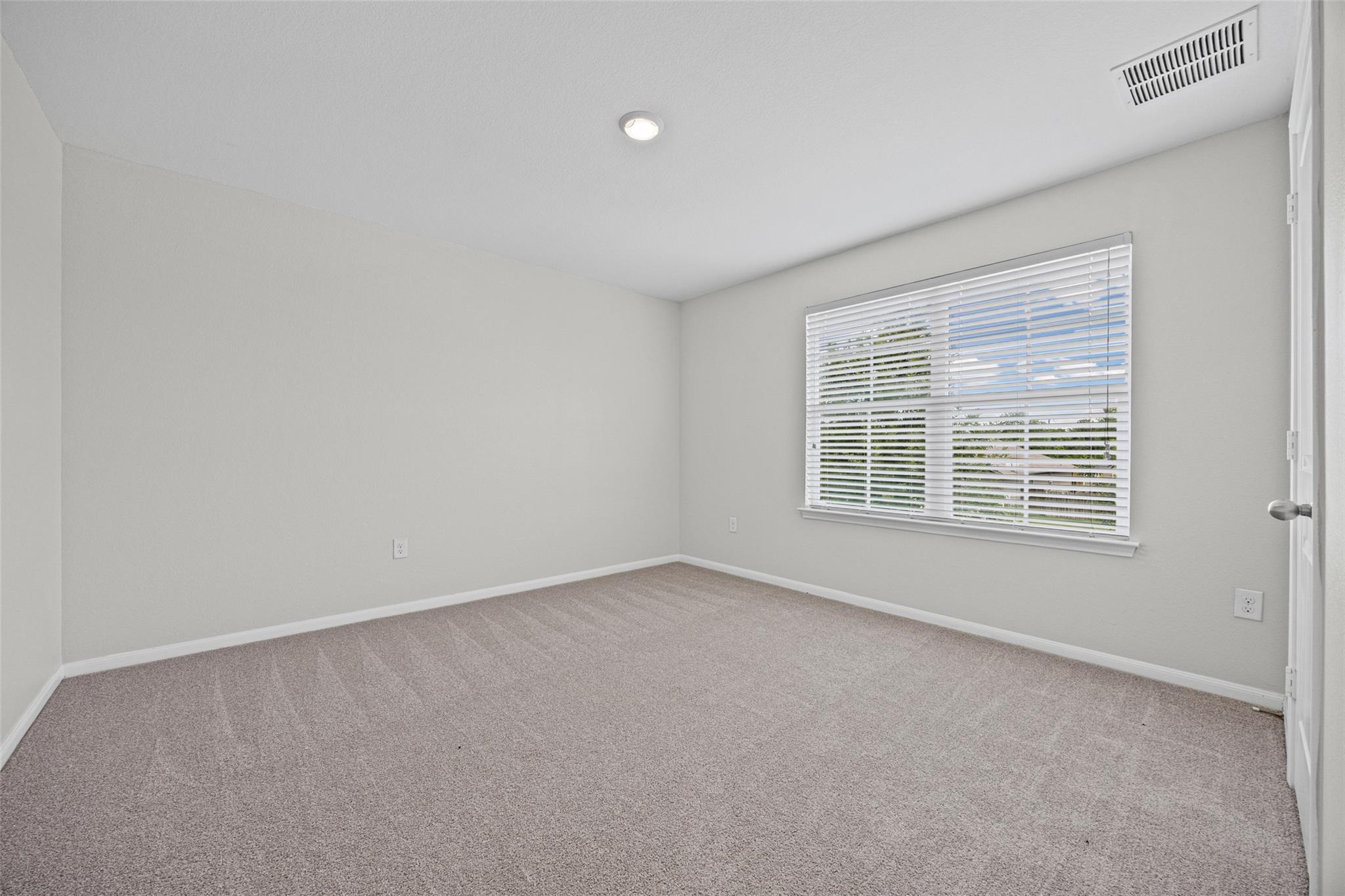 518 Luna Vista Dr Property Photo 26