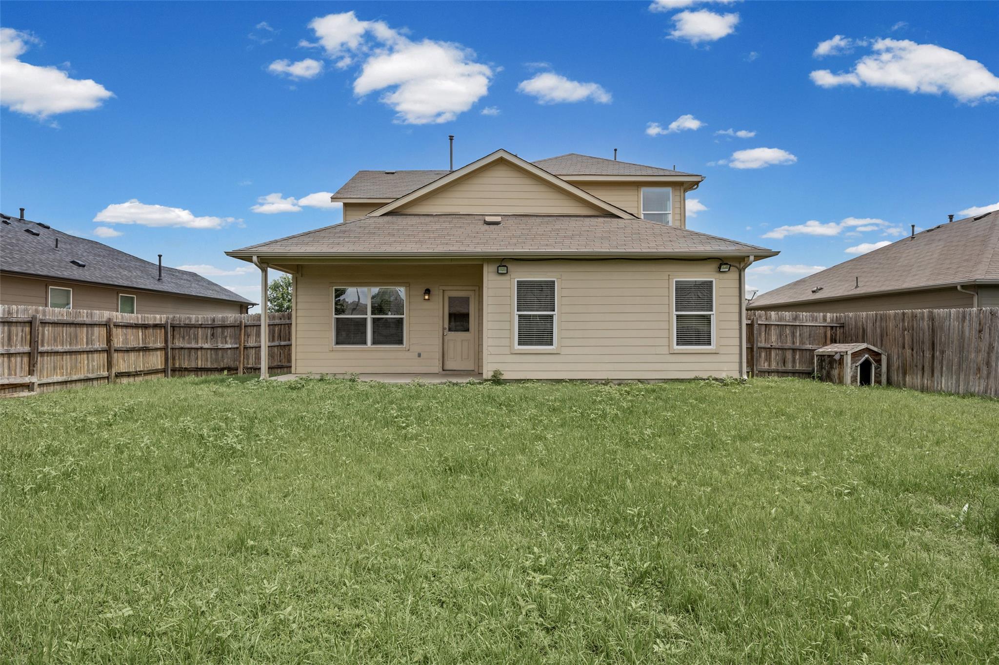 518 Luna Vista Dr Property Photo 27