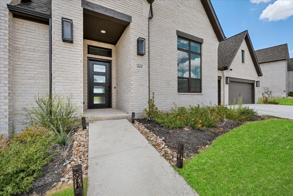 444 Montalcino Ln Property Photo 2