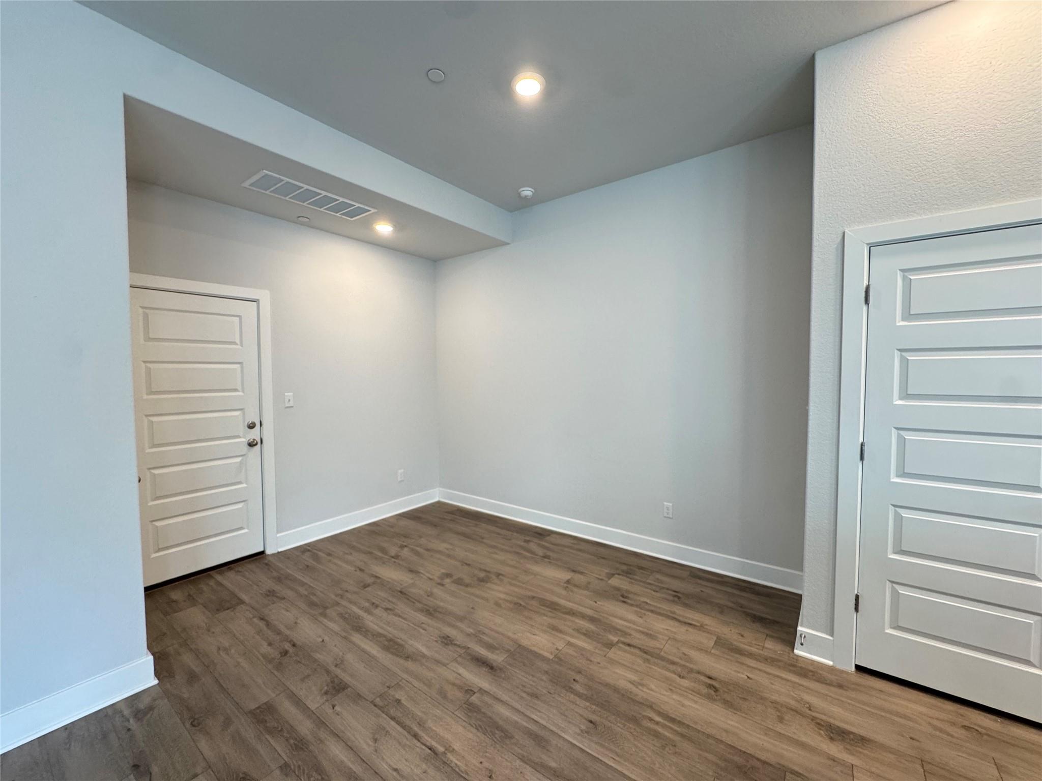 3000 Chisholm Trail Rd #20 Property Photo 6