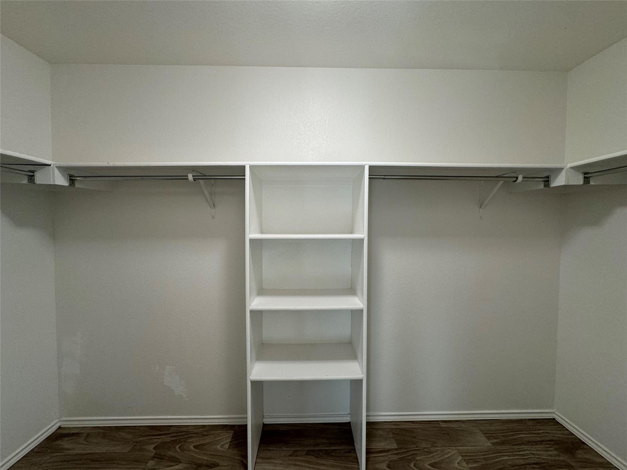 1152 Hyde Park Dr Property Photo 12