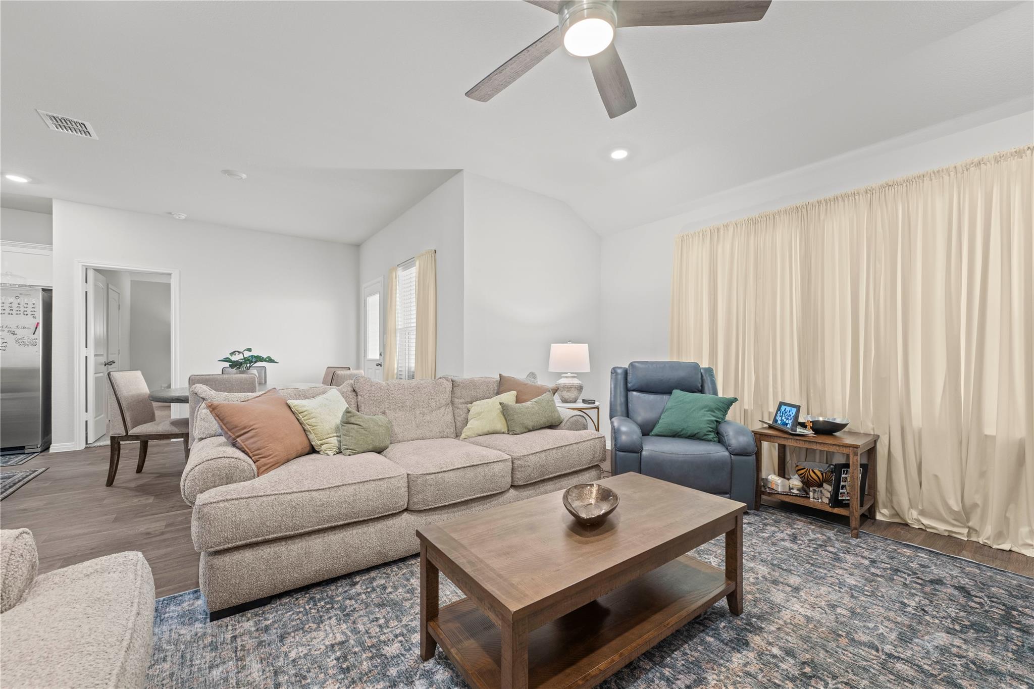 14005 Carper Dr Property Photo 8