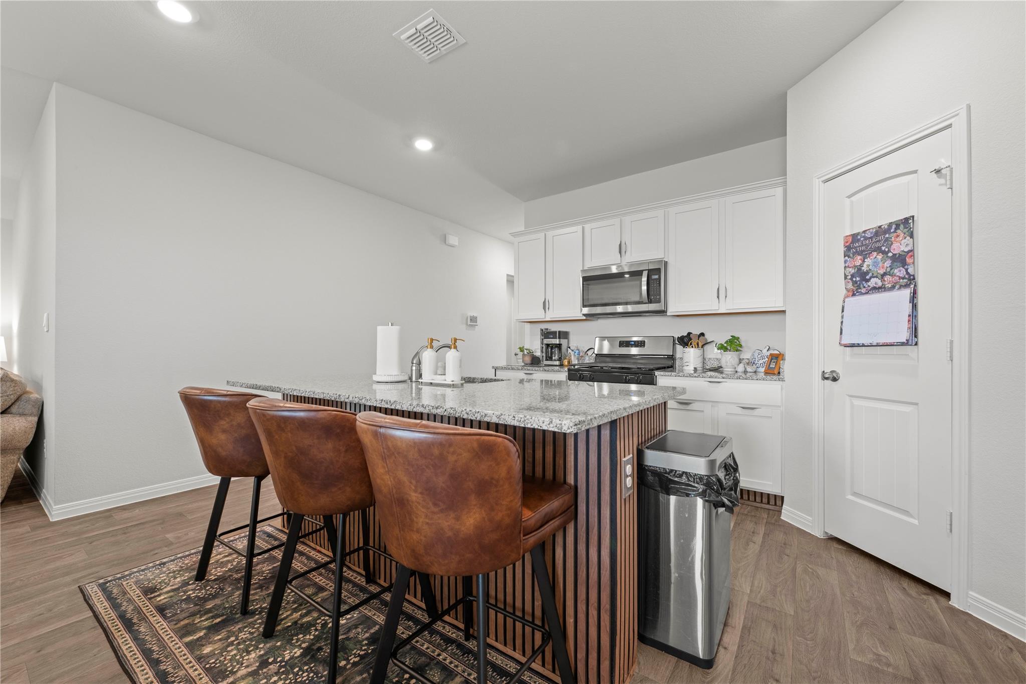14005 Carper Dr Property Photo 11
