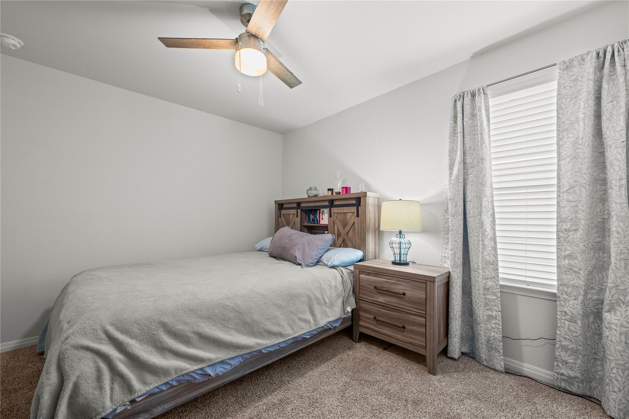 14005 Carper Dr Property Photo 22