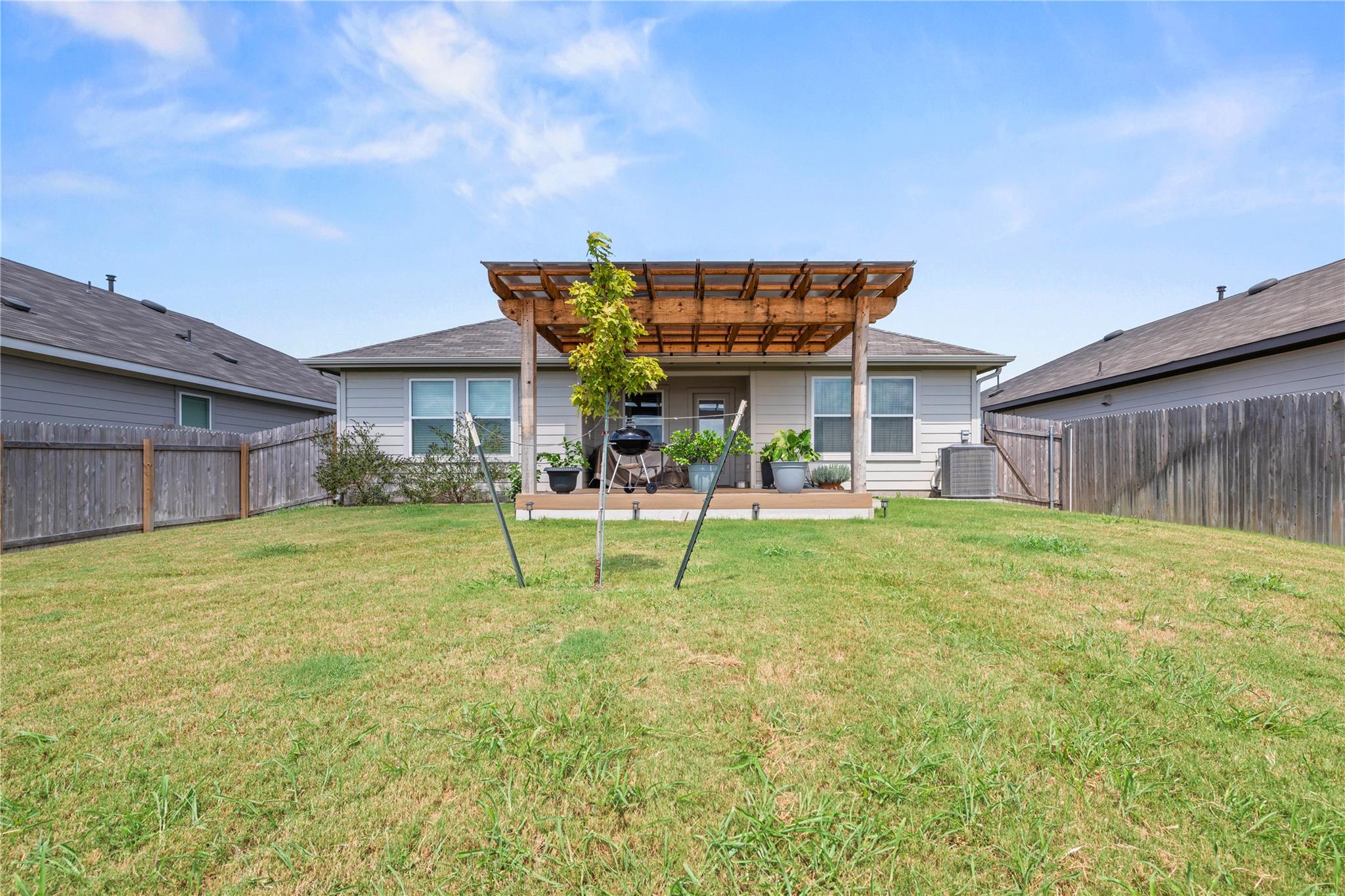 14005 Carper Dr Property Photo 29