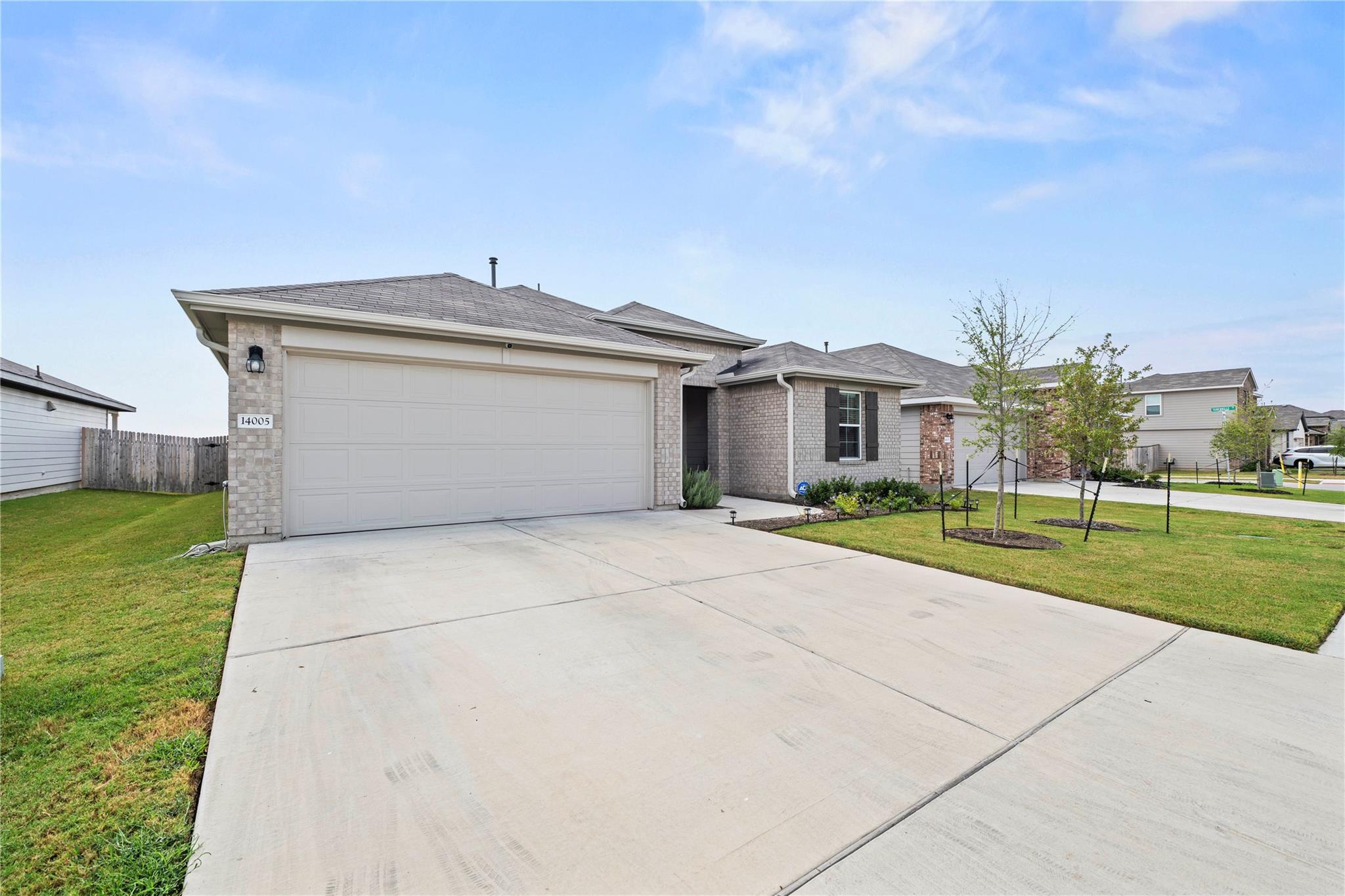 14005 Carper Dr Property Photo 30