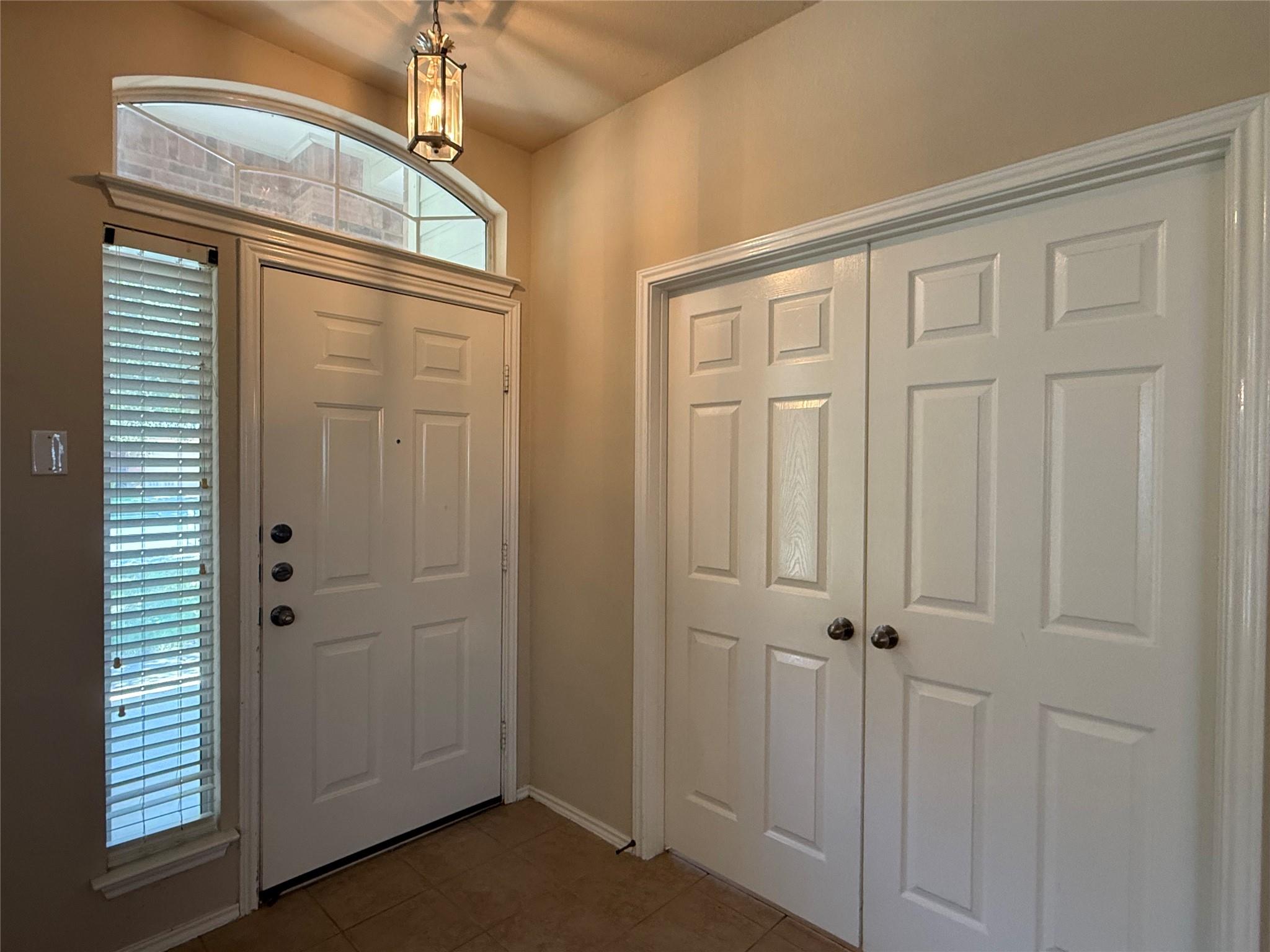 2520 Butler Way Property Photo 3