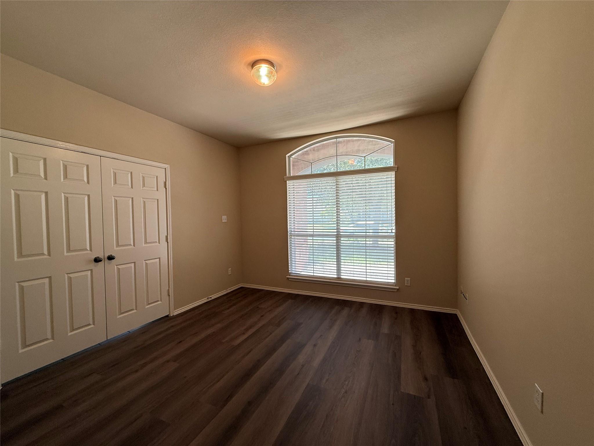 2520 Butler Way Property Photo 13