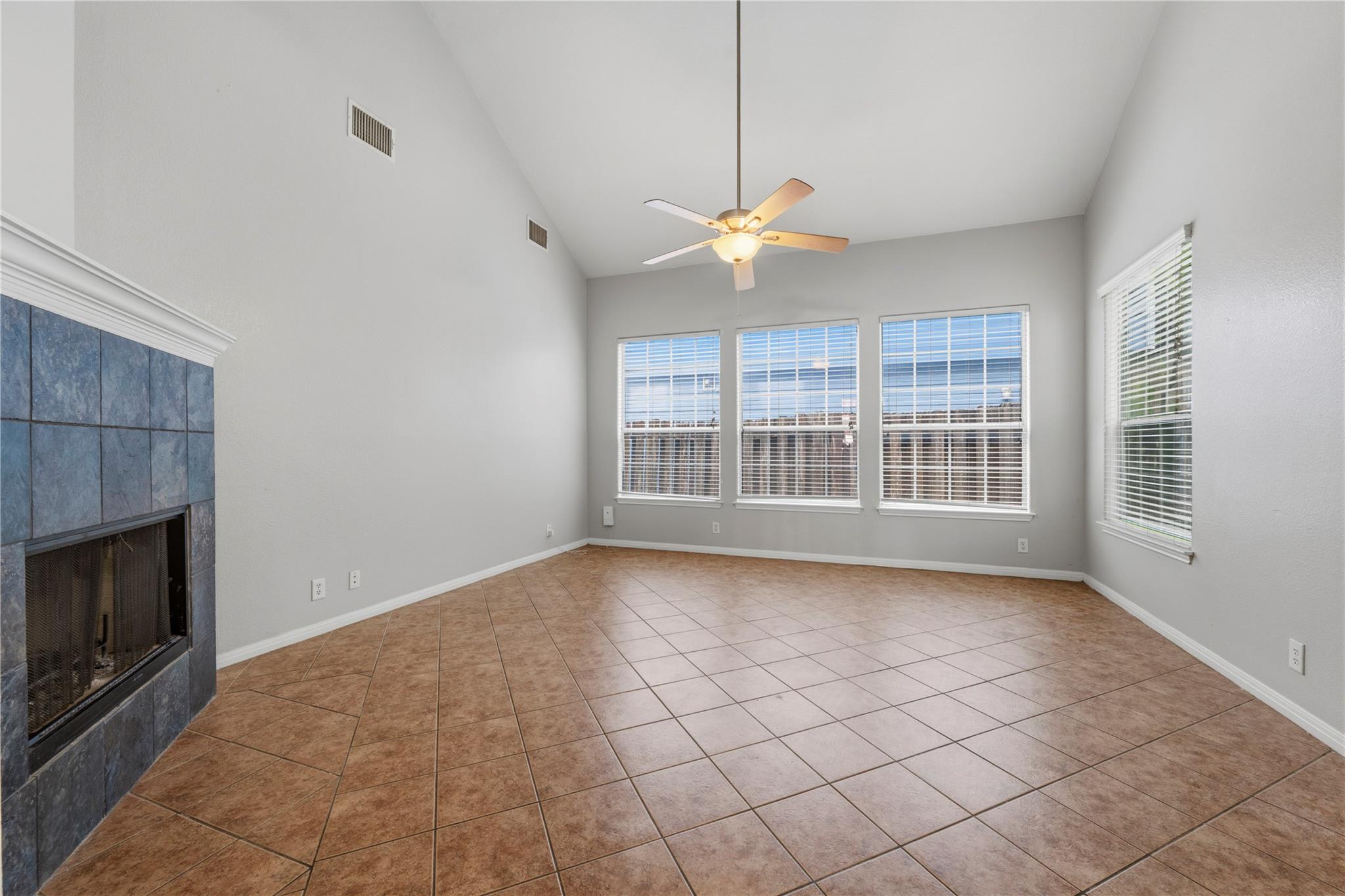 5102 Caswell Ave #a Property Photo 14