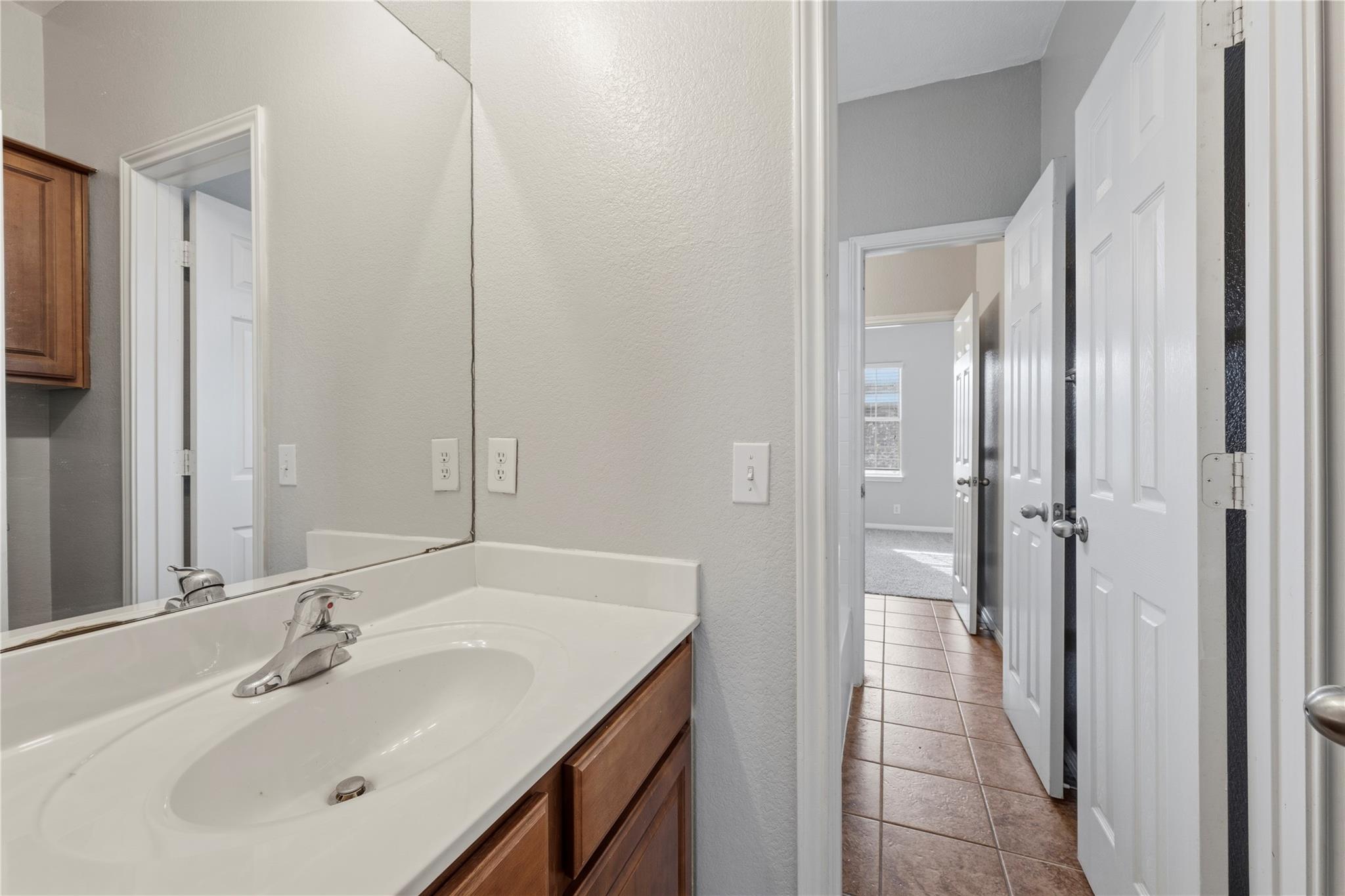 5102 Caswell Ave #a Property Photo 27