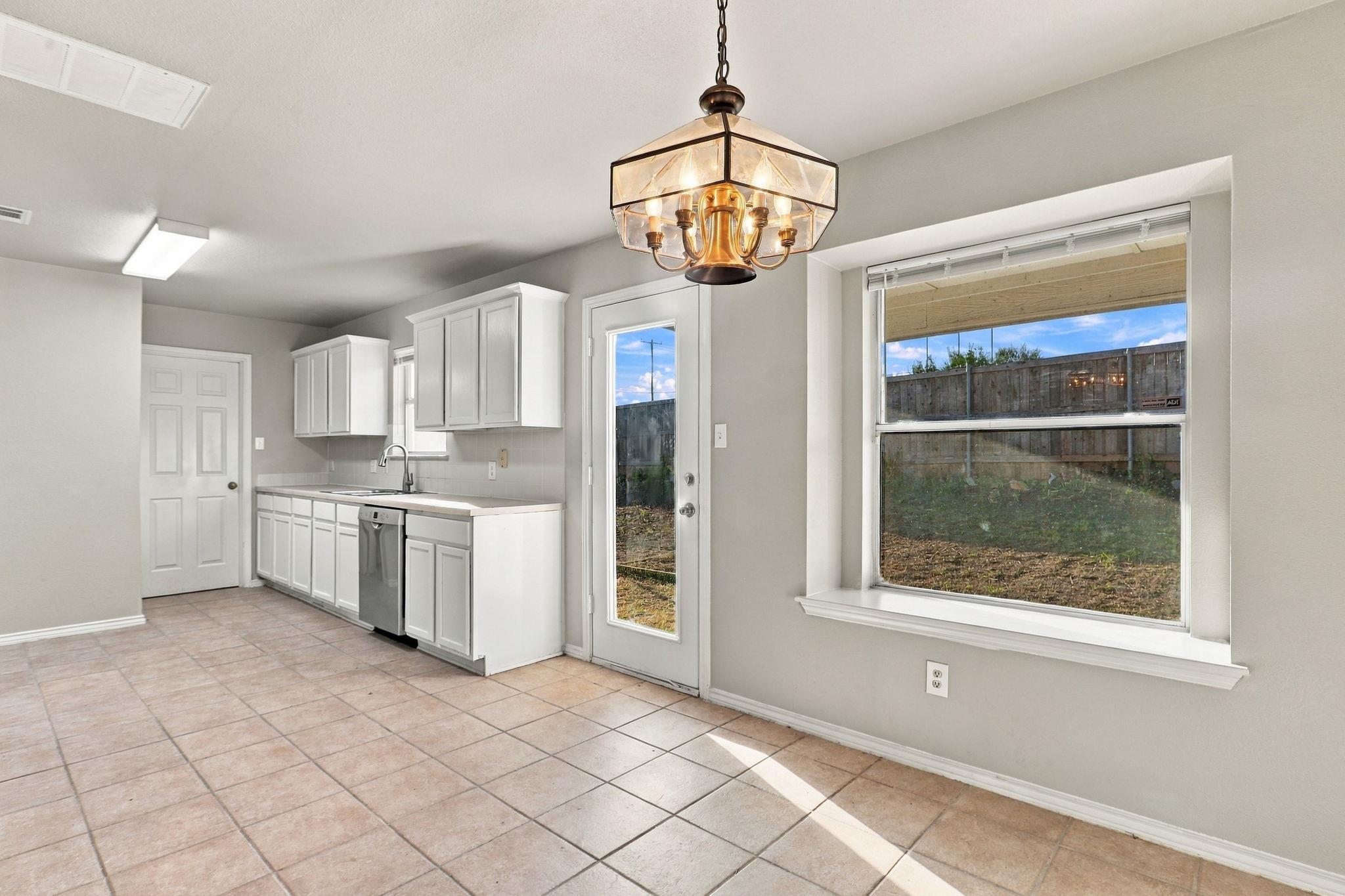 1830 Wallin Loop Property Photo 4