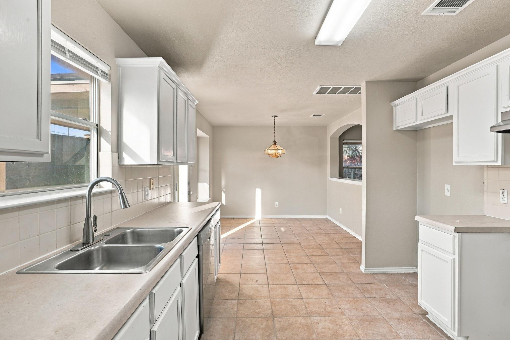 1830 Wallin Loop Property Photo 7