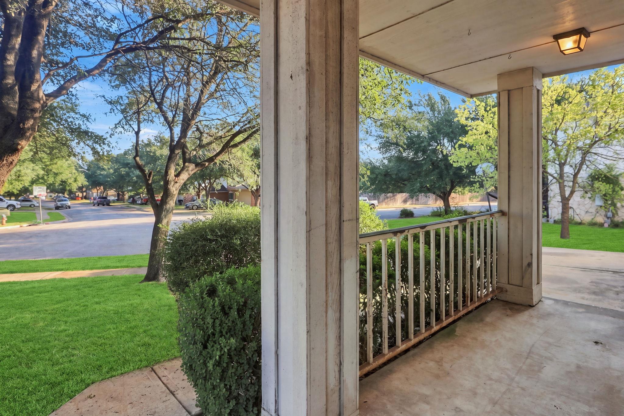 1830 Wallin Loop Property Photo 27