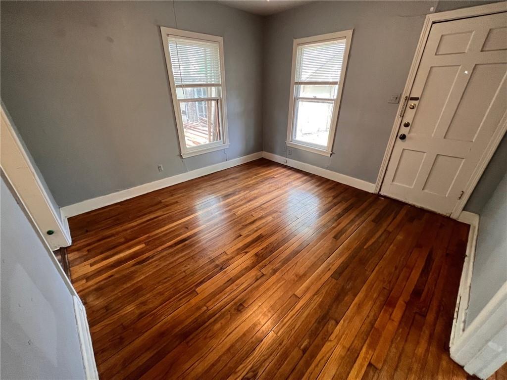4902 Caswell Ave #b Property Photo 4