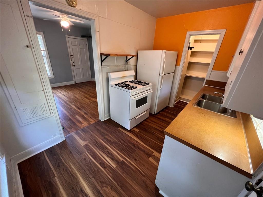 4902 Caswell Ave #b Property Photo 7