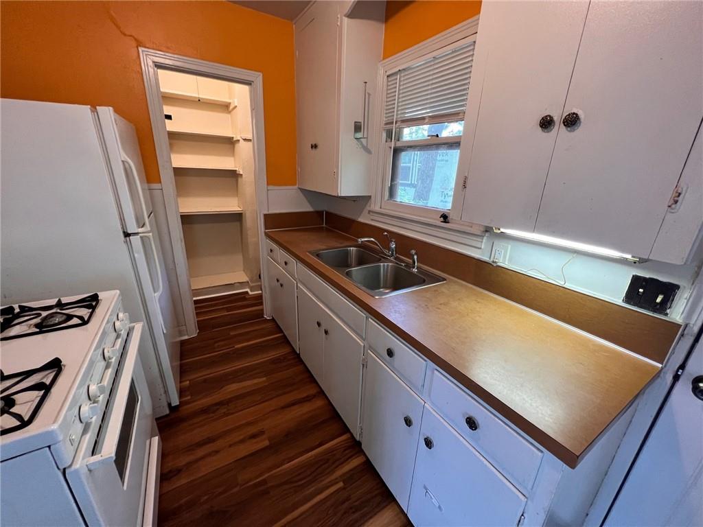 4902 Caswell Ave #b Property Photo 8