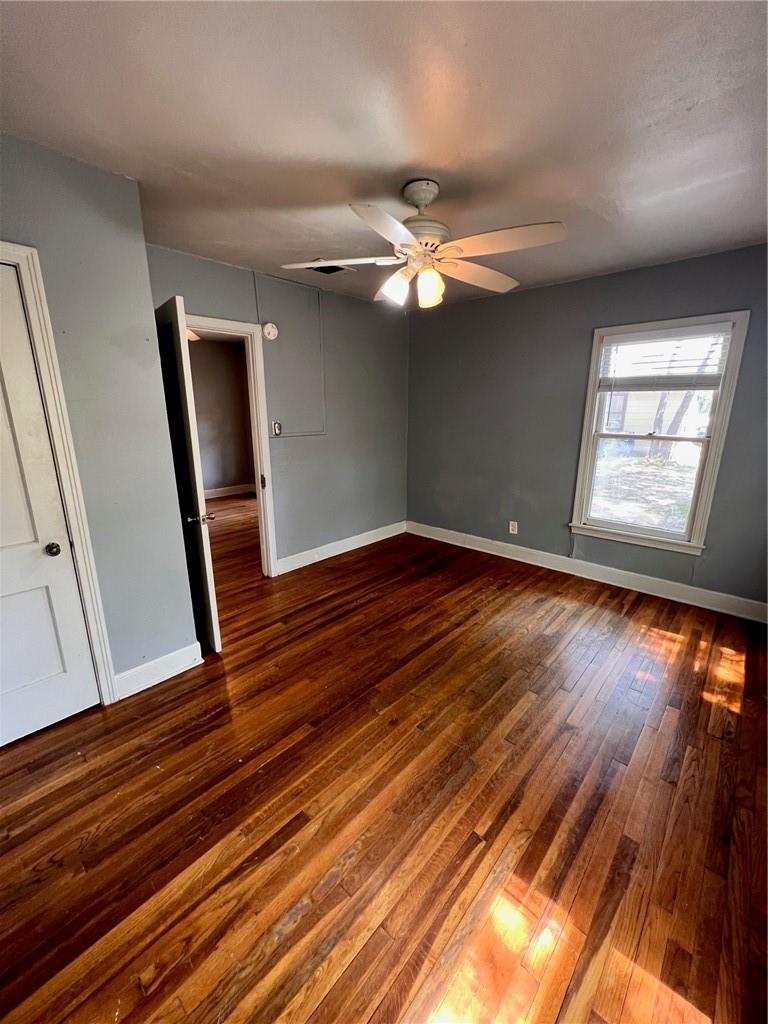 4902 Caswell Ave #b Property Photo 12
