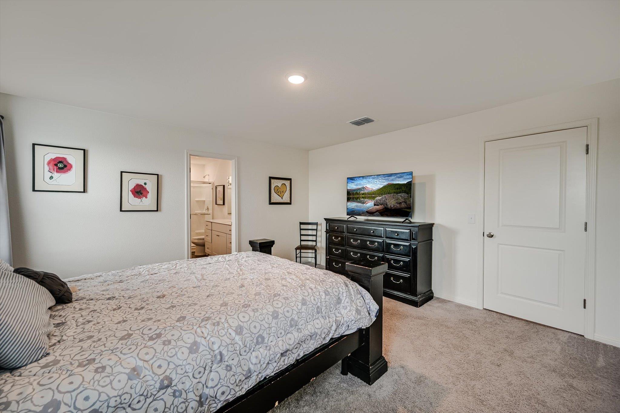 18213 Stellers Sea St Property Photo 11