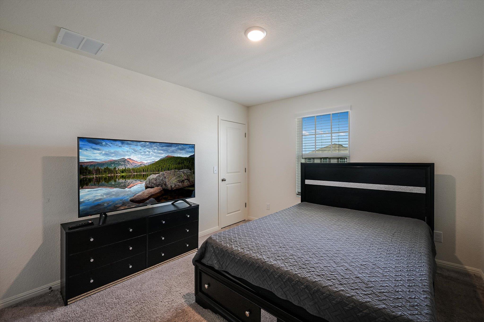 18213 Stellers Sea St Property Photo 14