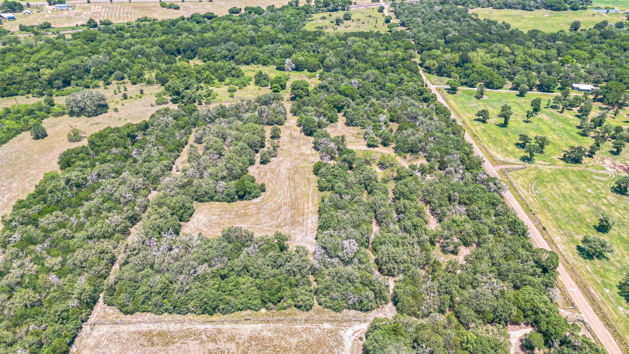 1182 County Road 438 Rd Property Photo 1