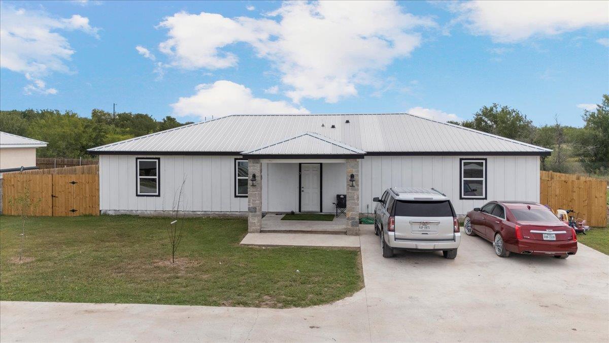 9231 Williamson Rd Property Photo 12