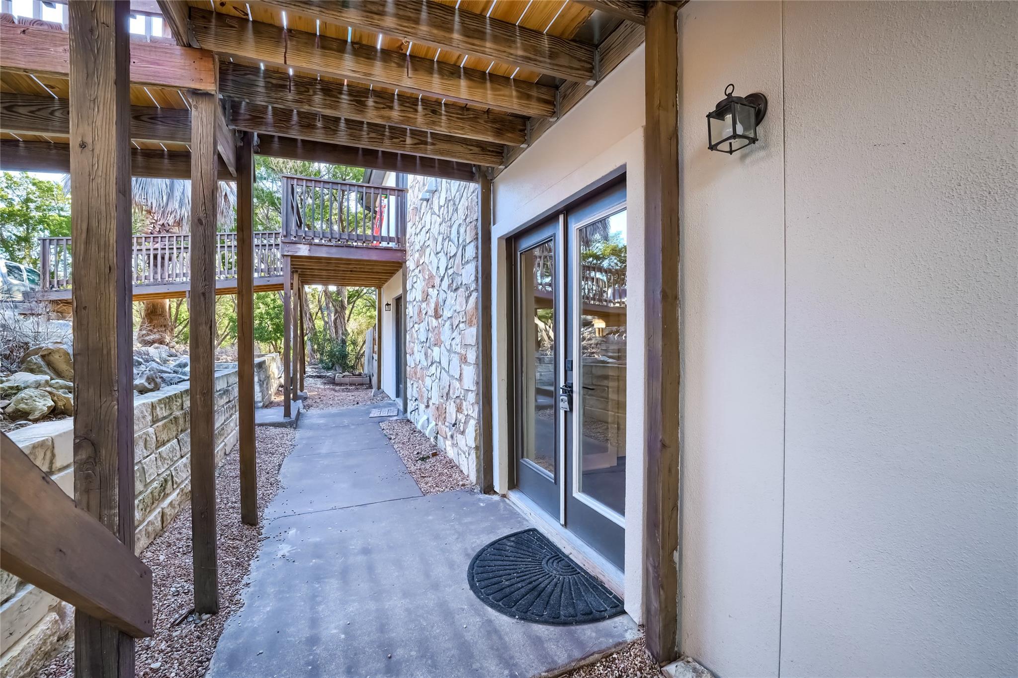 5909 Lago Vista Way D None #d Property Photo 3