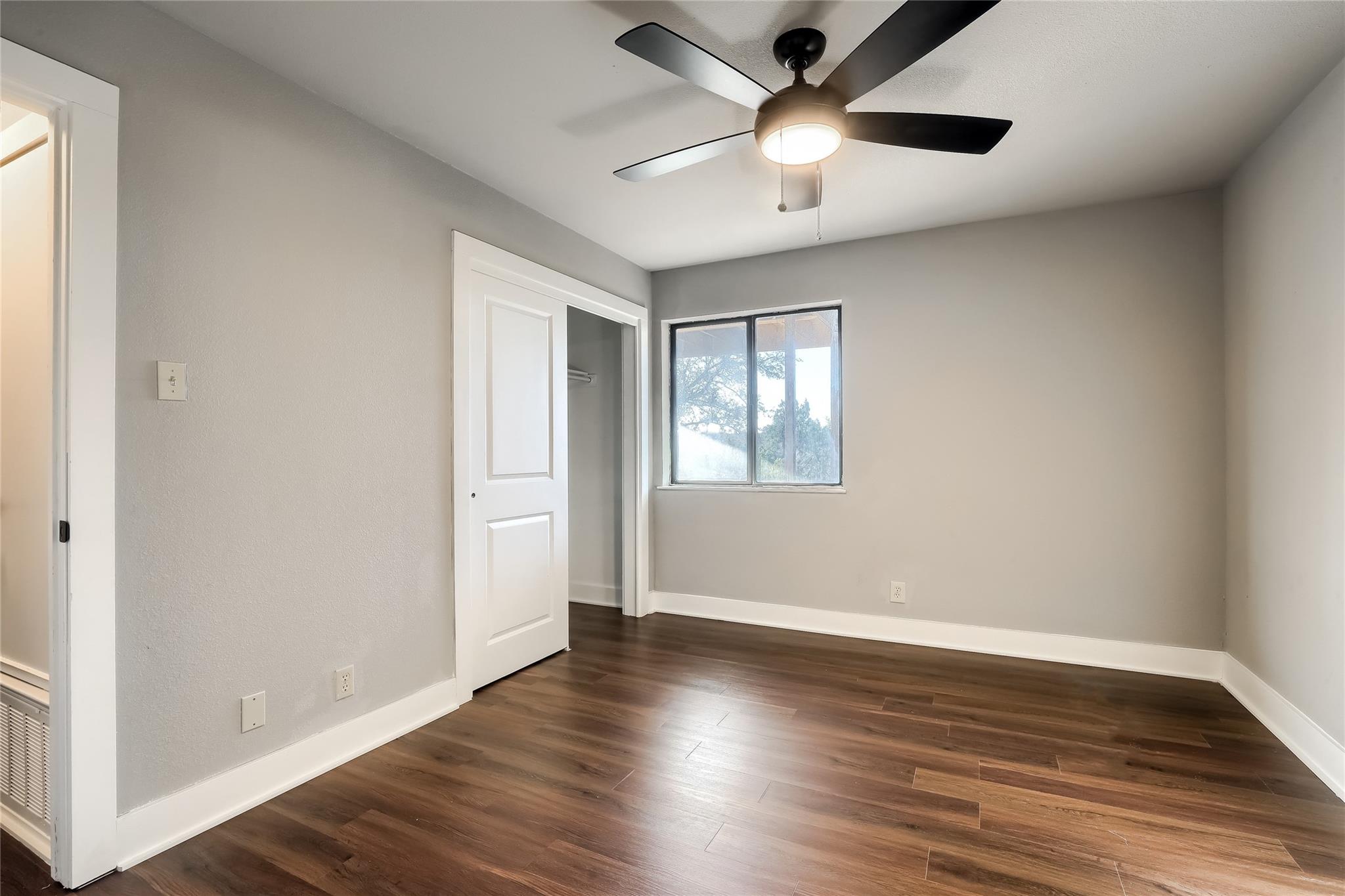 5909 Lago Vista Way D None #d Property Photo 14