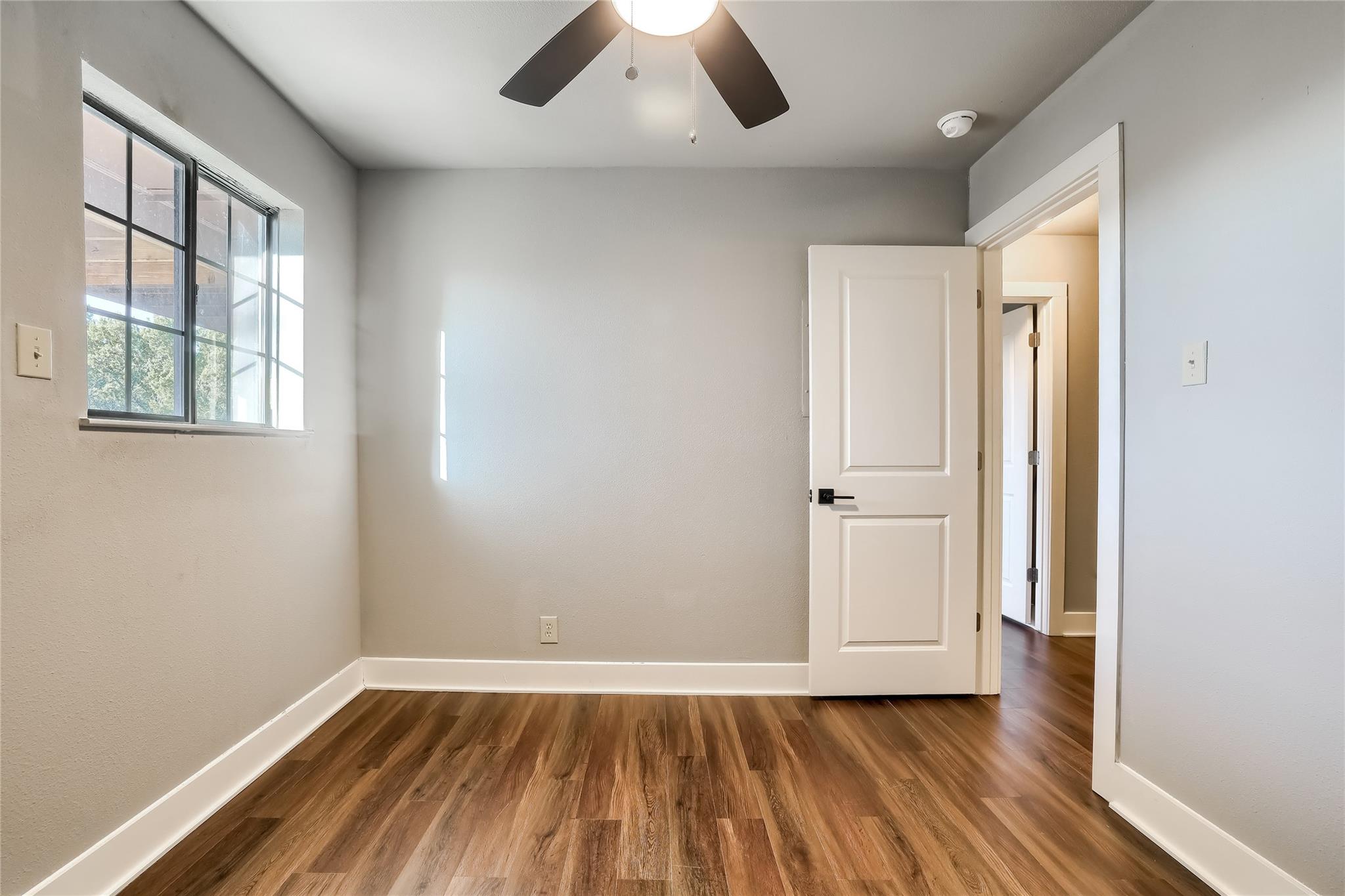 5909 Lago Vista Way D None #d Property Photo 21