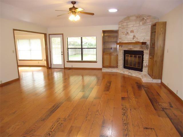 9903 Grand Oak Dr Property Photo 5