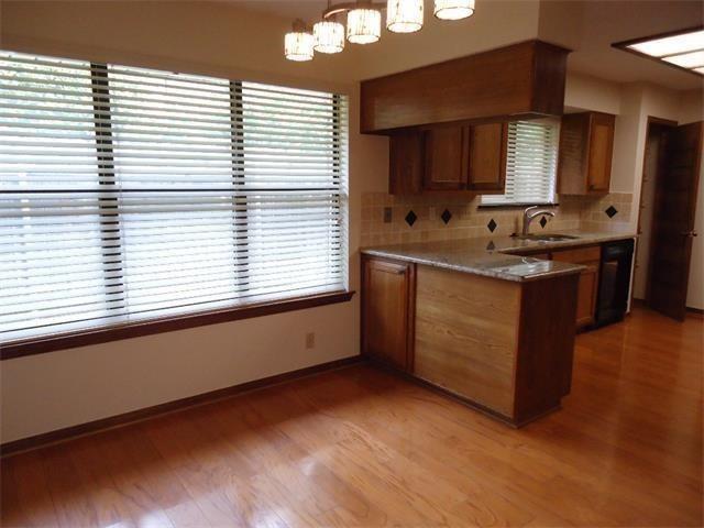 9903 Grand Oak Dr Property Photo 10