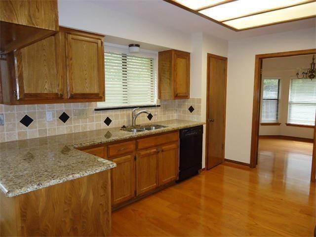 9903 Grand Oak Dr Property Photo 12