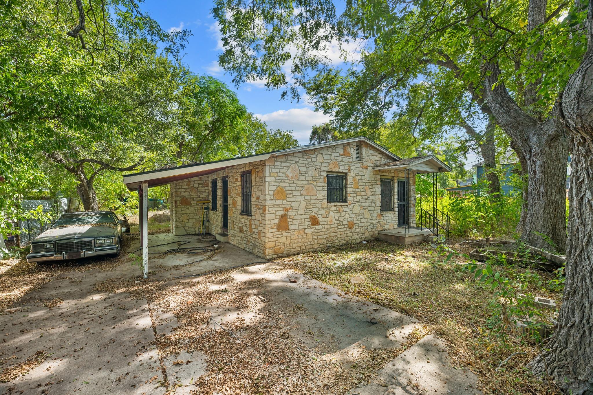 4908 Sara Dr Property Photo 7
