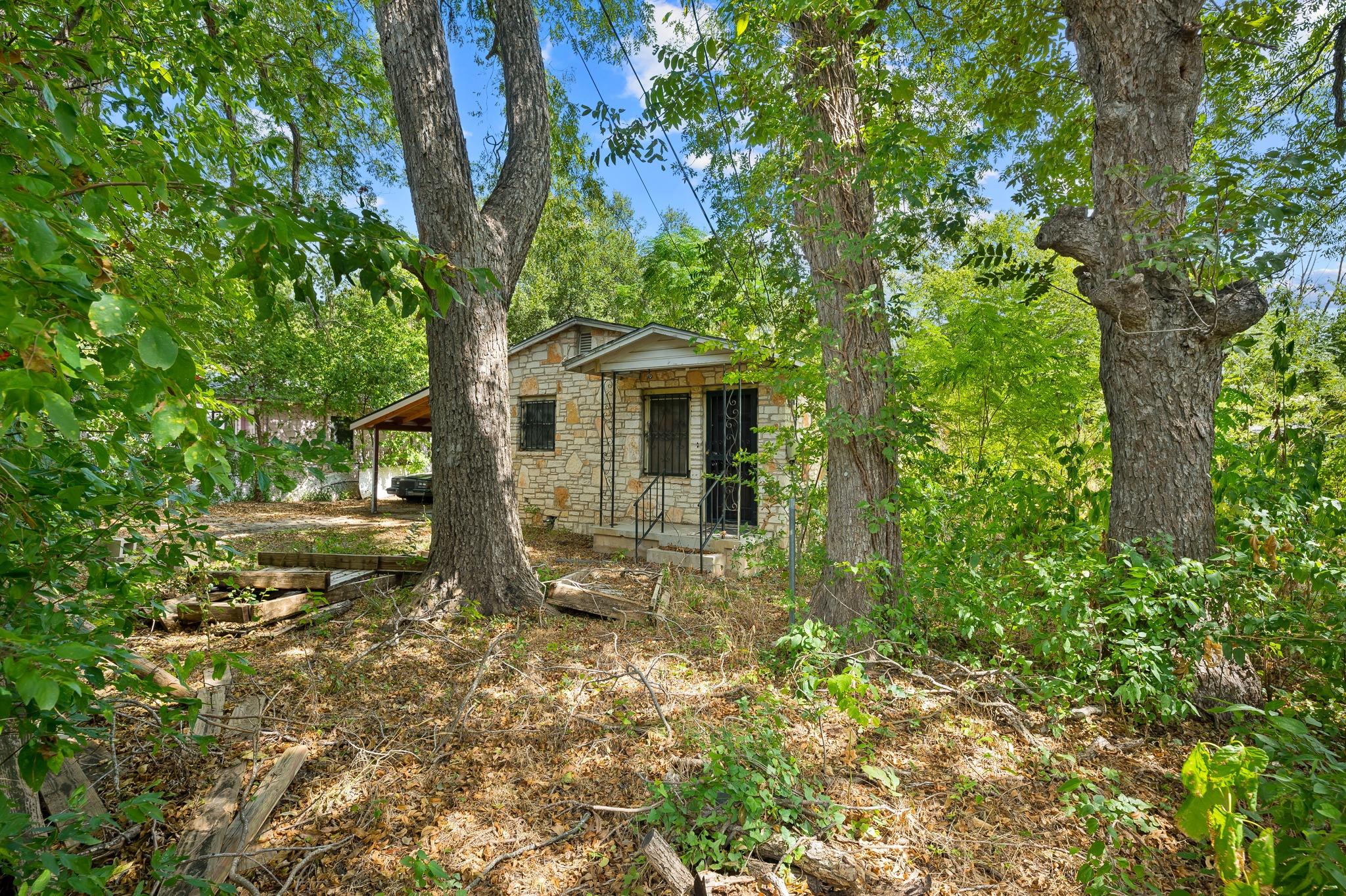 4908 Sara Dr Property Photo 8