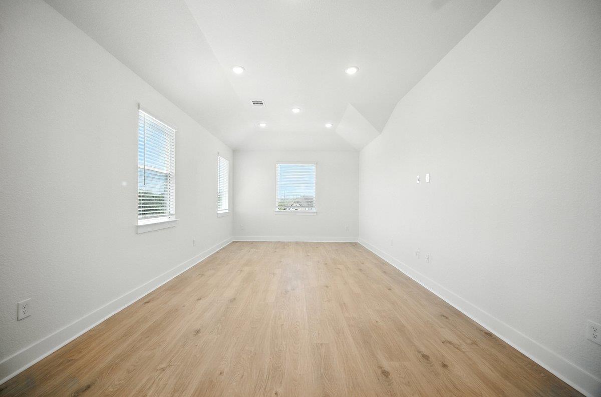 12009 Fennec Way Property Photo 6