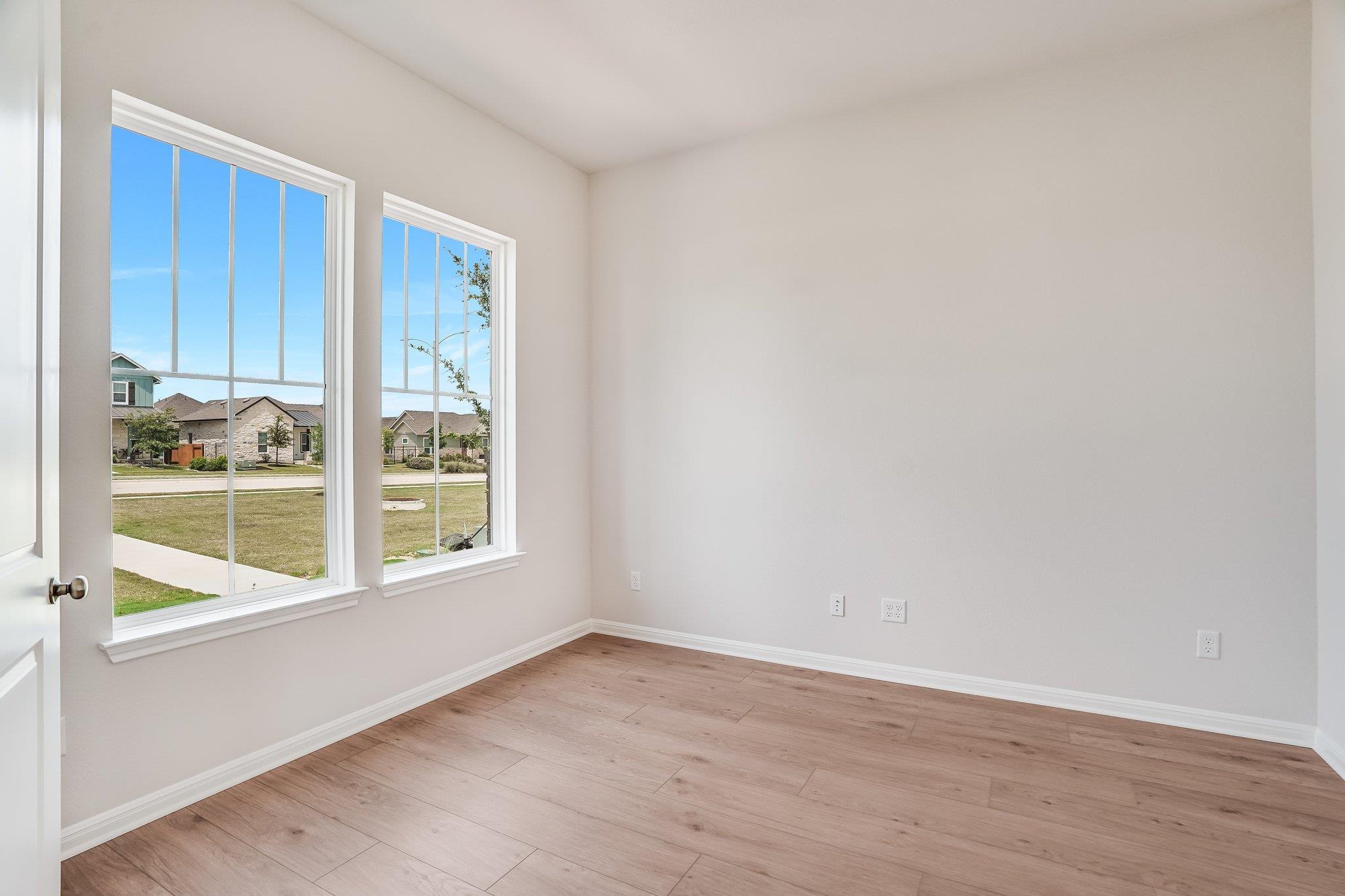 8616 Dongan Dr Property Photo 3