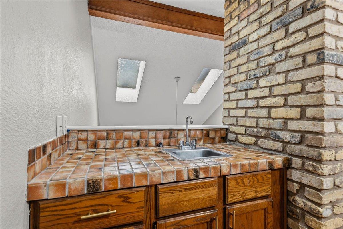 10819 Crown Colony Dr #27 Property Photo 11