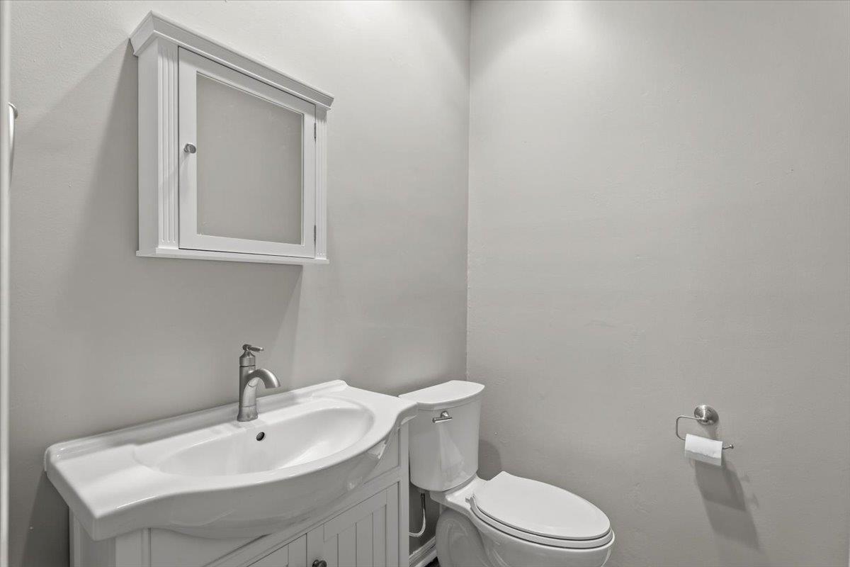 10819 Crown Colony Dr #27 Property Photo 18