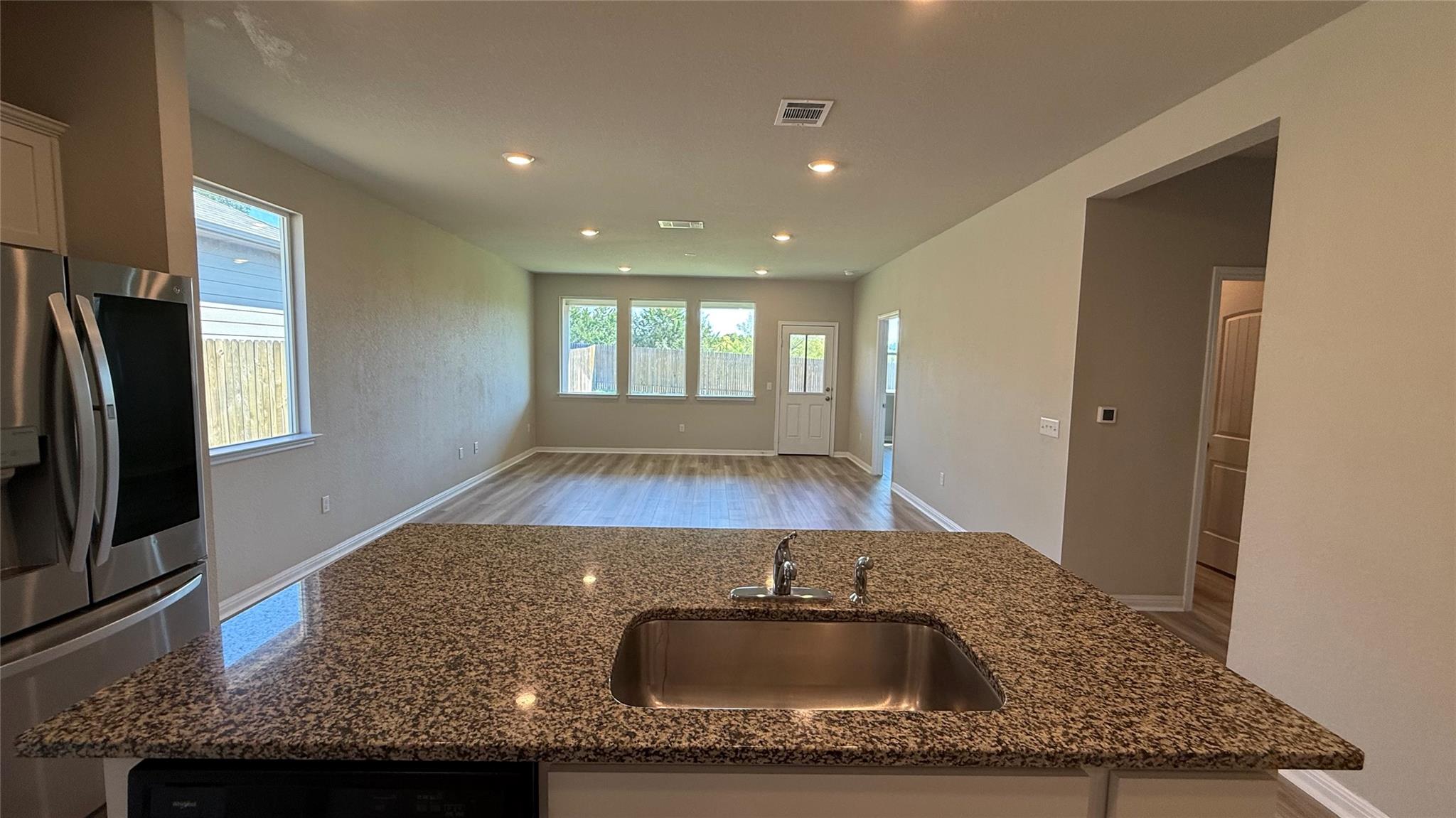 197 Arrowhead Vine St Property Photo 8