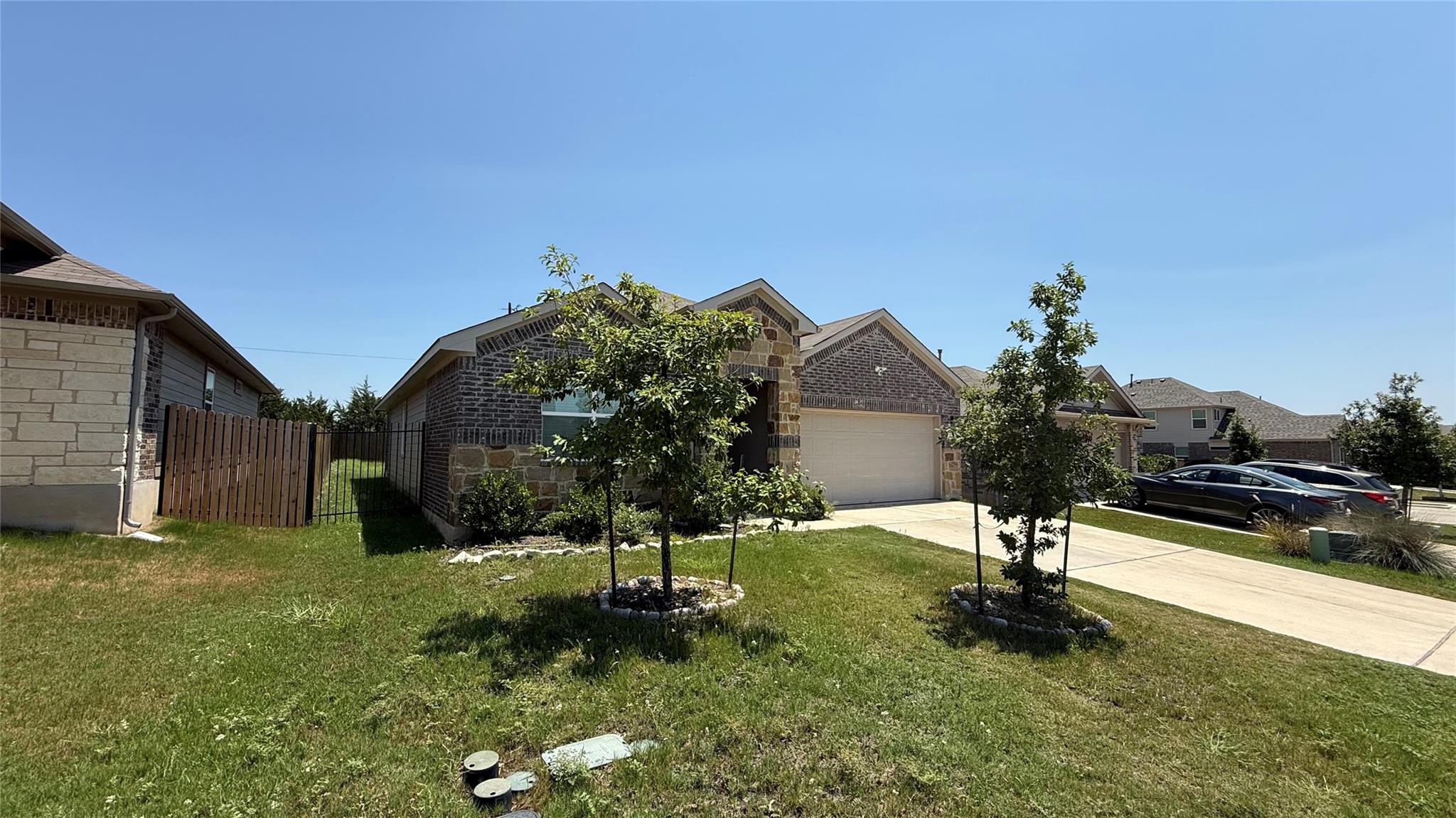 197 Arrowhead Vine St Property Photo 14