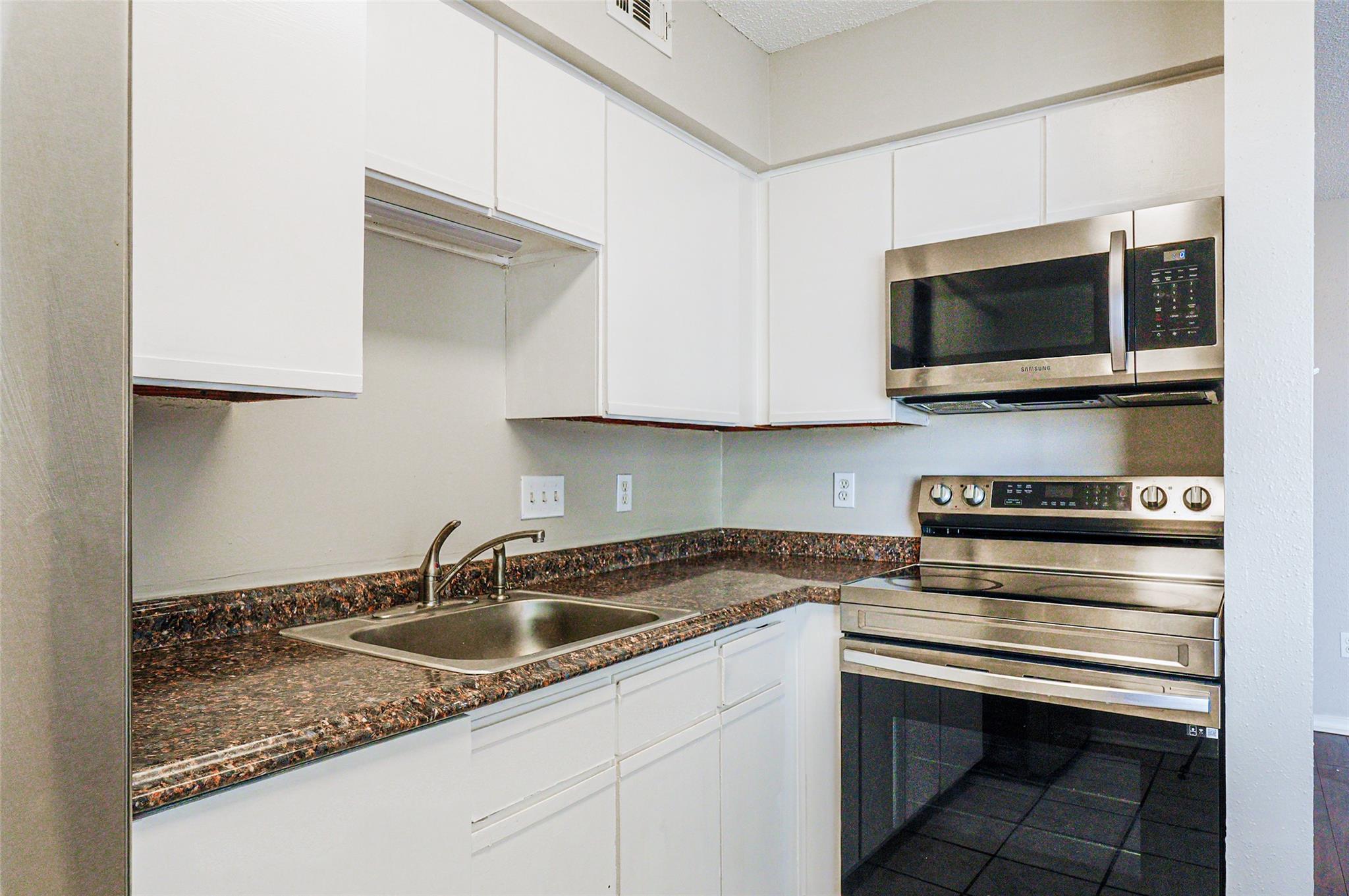 1840 Burton Dr #227 Property Photo 6