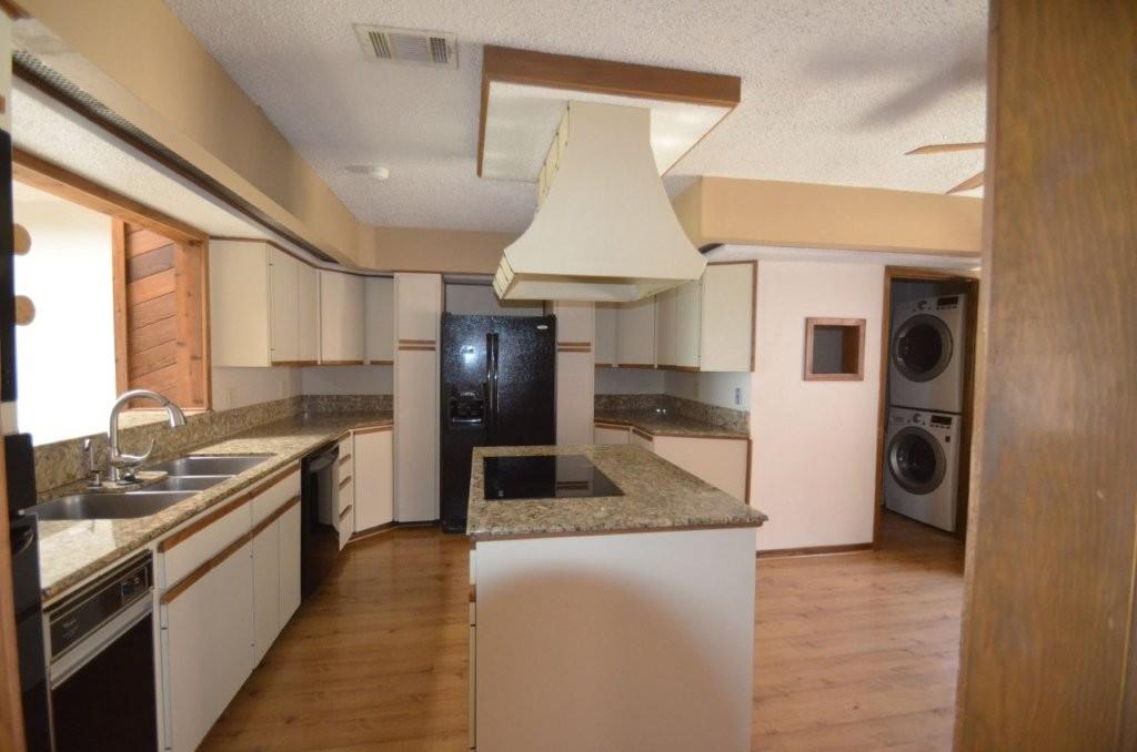 4603 Twin Valley Cir Property Photo 7