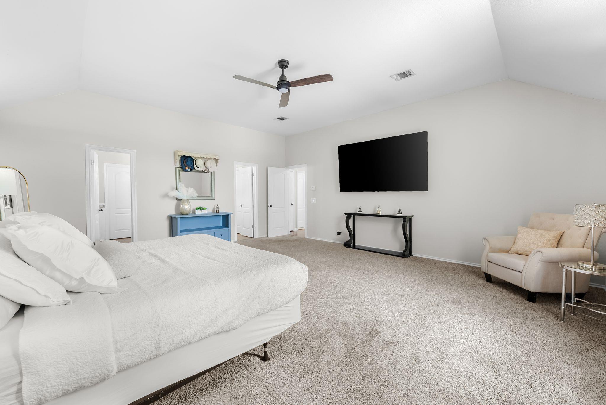 3411 Latimer Dr Property Photo 23