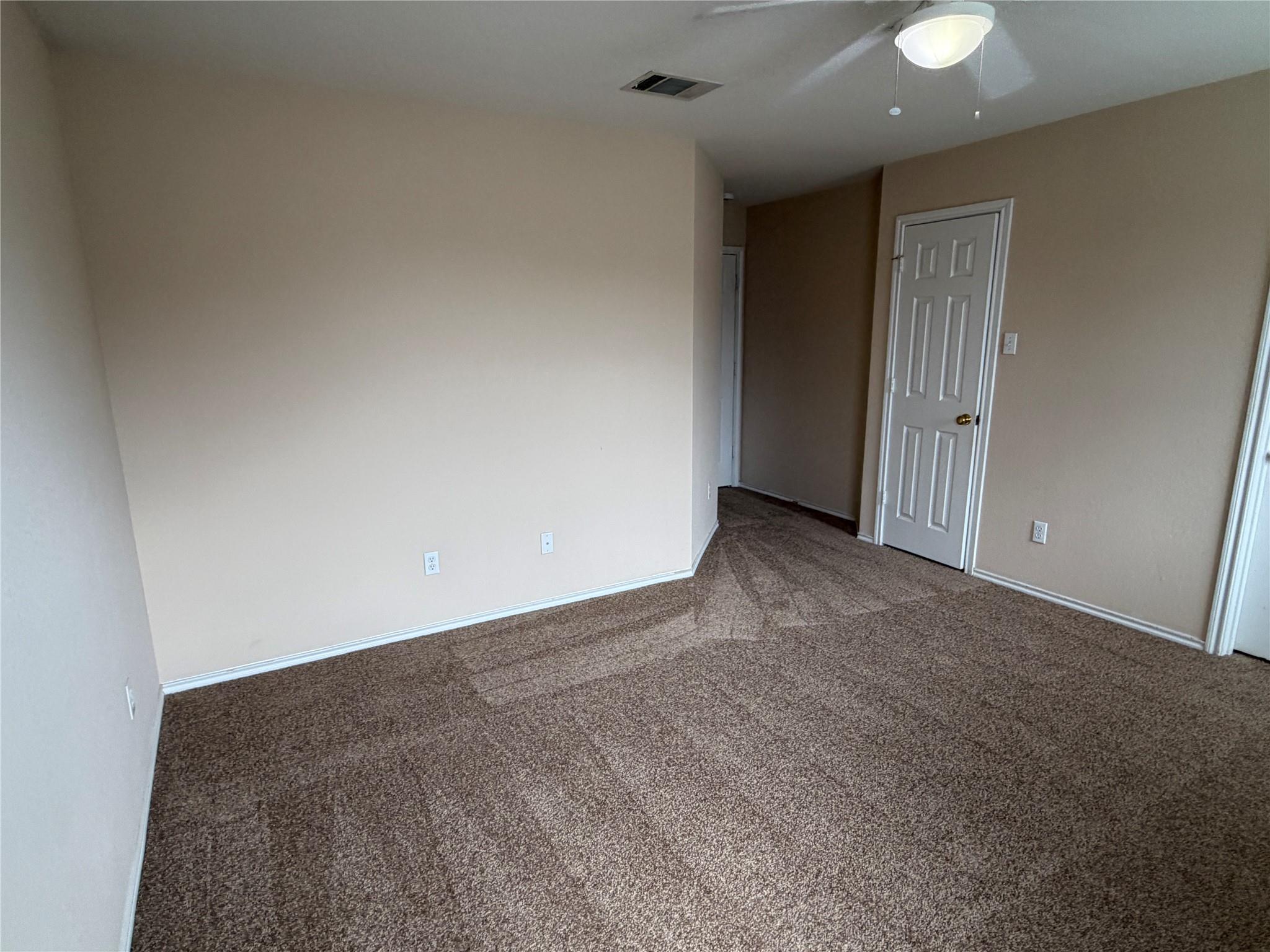 208 Carol Ave Property Photo 8
