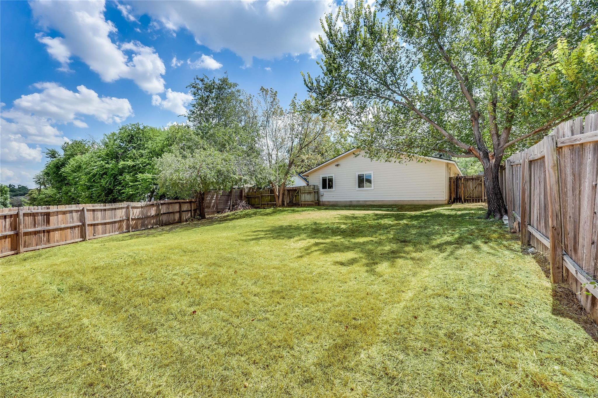 206 Clearday Dr Property Photo 22