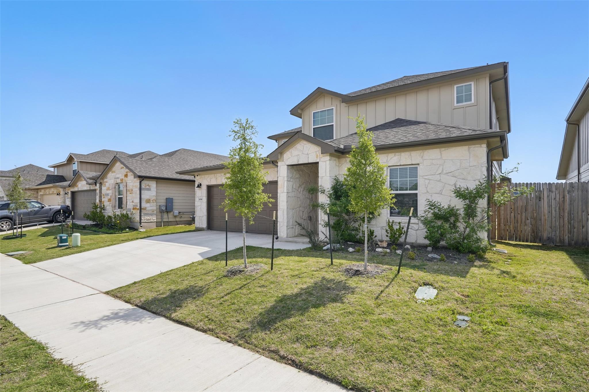 10310 Mager Ln Property Photo 1